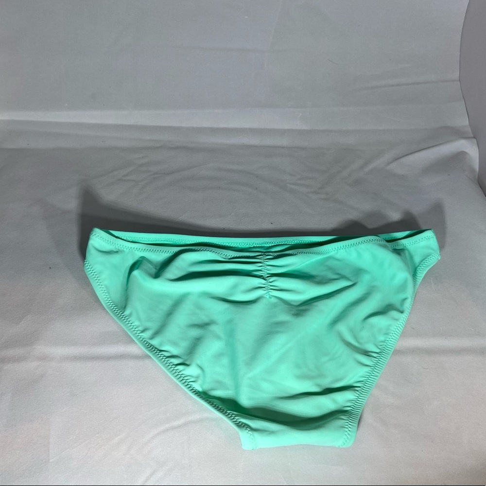 NWOT bikini bottom